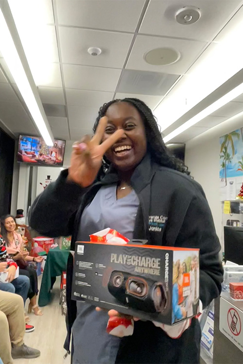 Xmax 09 - Ophthalmologist Laguna Hills and Santa Ana